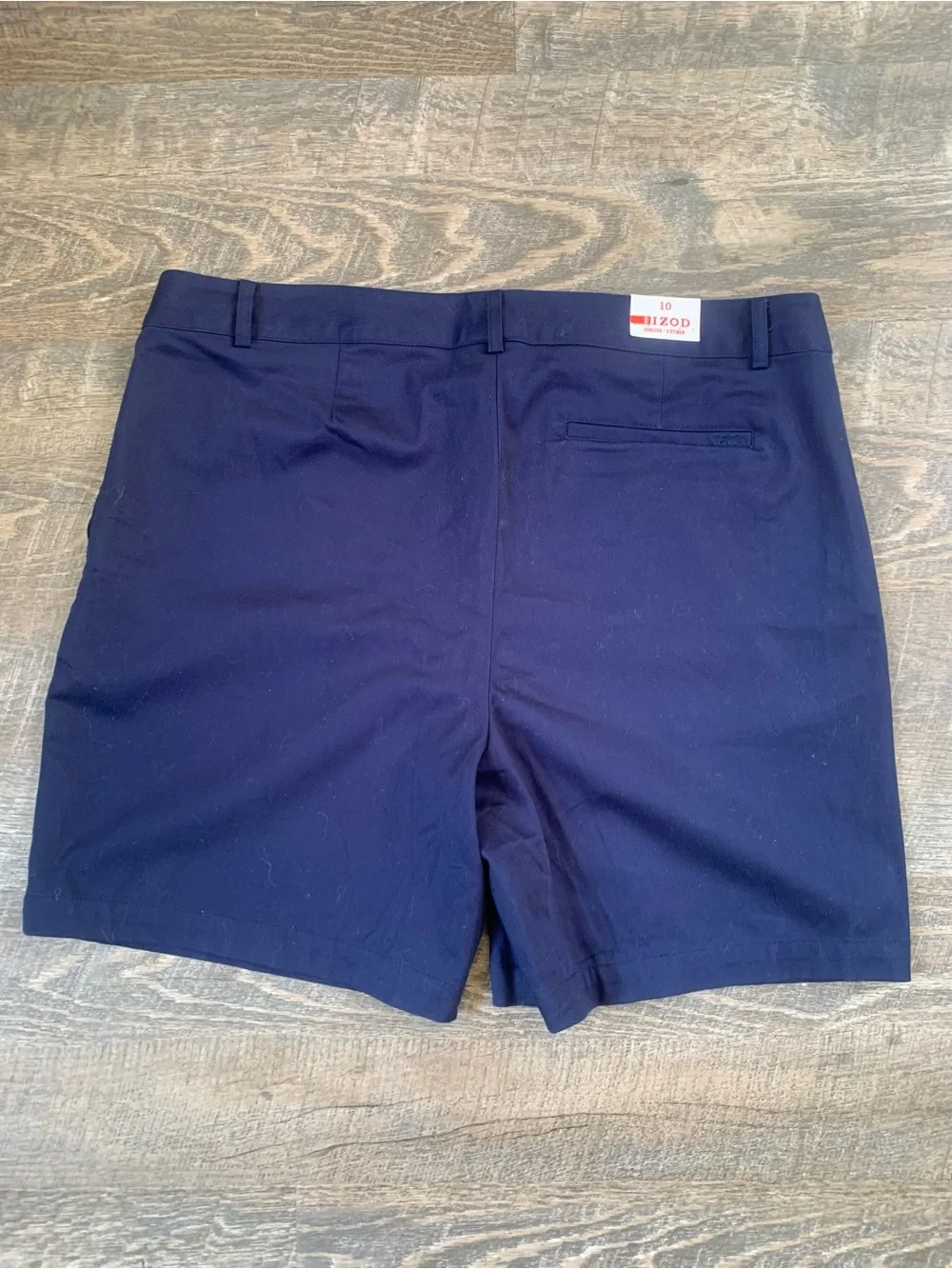 Izod Navy Preppy Women's Tailored Stretch Shorts
